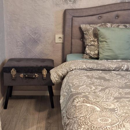 Mirvana Apartments Legacy Residence 蒂米什瓦拉 外观 照片