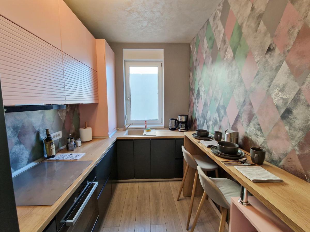 Mirvana Apartments Legacy Residence 蒂米什瓦拉 外观 照片